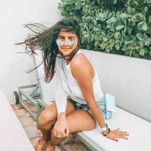 Meet your Posher, Nathalia